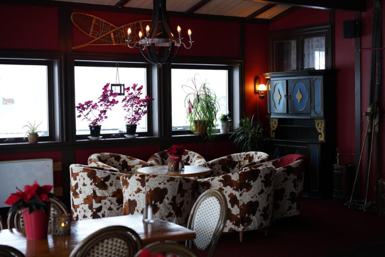 Le Ski Lodge & Steakhouse Resort 3*